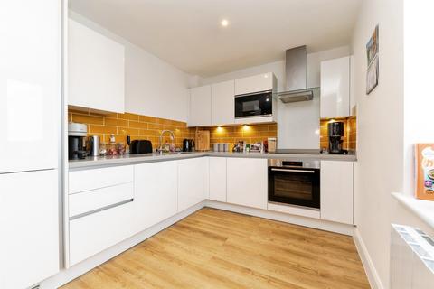2 bedroom flat for sale, Leys Avenue, LETCHWORTH GARDEN CITY