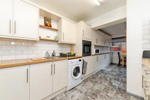 3 bedroom end of terrace house for sale, The Gardens, Baldock