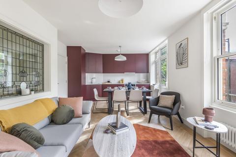 3 bedroom flat to rent, Bridge Avenue, London, W6