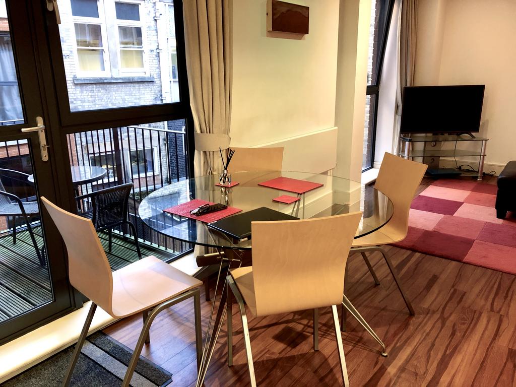 Apartment in Nottingham, Hockley, The Park - View 3