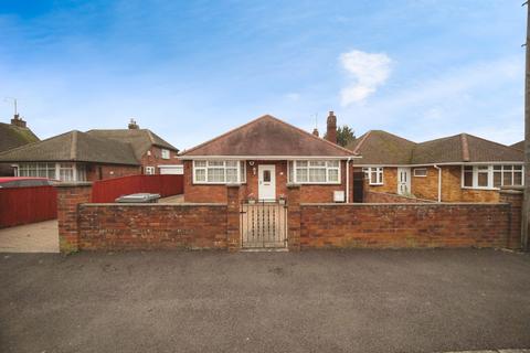 3 bedroom detached bungalow for sale, Onslow Road, Luton