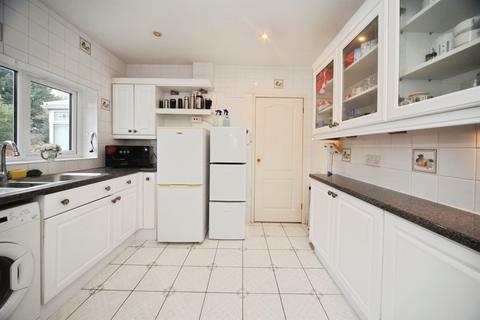 3 bedroom detached bungalow for sale, Onslow Road, Luton