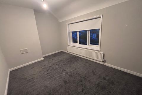 3 bedroom terraced house to rent, Windfield Road, Liverpool, L19