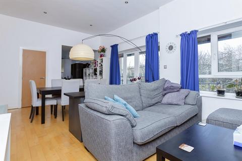 2 bedroom flat for sale, Western Road, Leicester