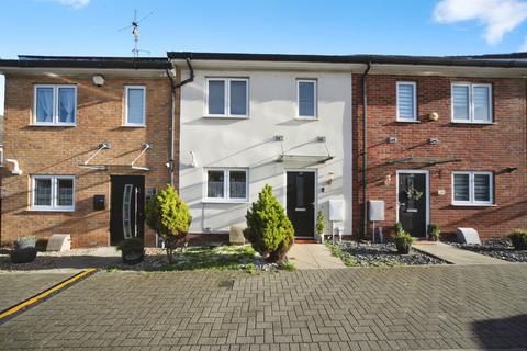 Hedges Way, Luton