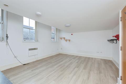 2 bedroom flat for sale, Wimbledon Street, Leicester
