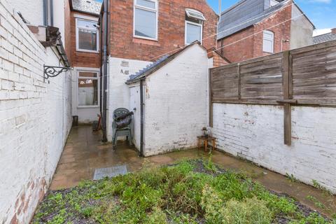 2 bedroom terraced house for sale, Western Road, Leicester
