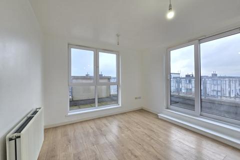 1 bedroom apartment to rent, Fortune Avenue, Edgware, HA8