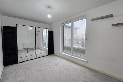 1 bedroom apartment to rent, Fortune Avenue, Edgware, HA8