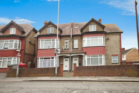 1 bedroom ground floor flat for sale, Dunstable Road, Luton