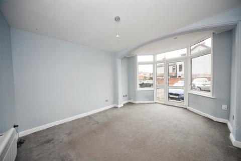 1 bedroom ground floor flat for sale, Dunstable Road, Luton