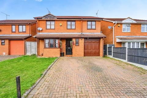 6 bedroom detached house for sale, Mees Close, Luton