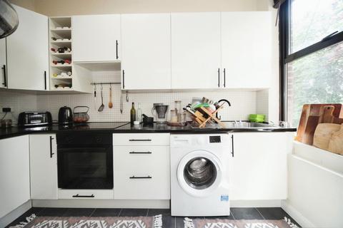 undefined, Hart Hill Drive, Luton