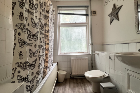 undefined, Cromwell Road, Southampton, SO15