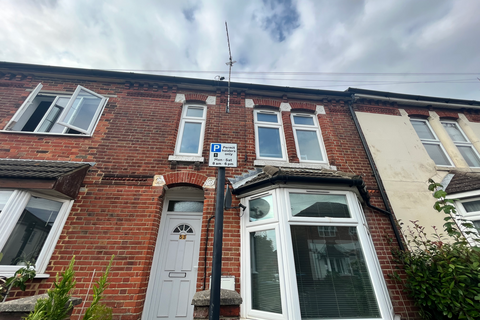 undefined, Cromwell Road, Southampton, SO15