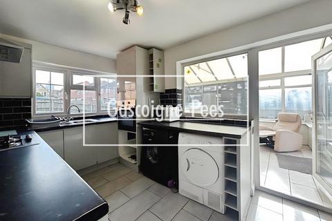 5 bedroom detached house to rent, Fairfax, Bracknell, RG42