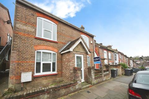 Winsdon Road, Luton