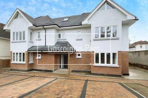 2 bedroom apartment to rent, York Road, Camberley, GU15