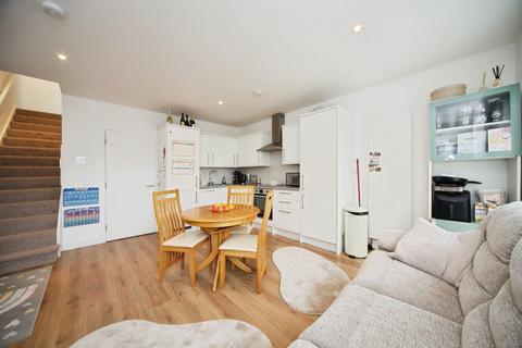 3 bedroom flat for sale, William Street, Luton