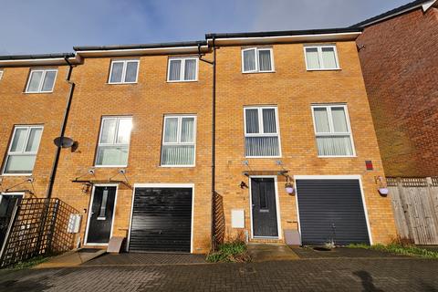 undefined, Challney Gardens, Luton