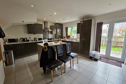 undefined, Challney Gardens, Luton