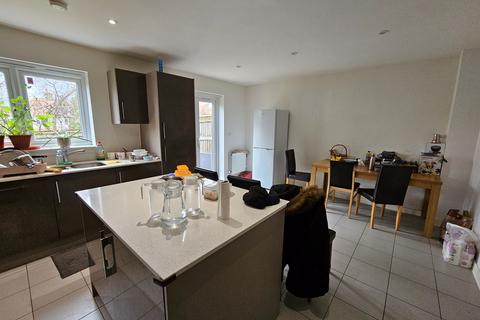 undefined, Challney Gardens, Luton