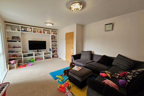 undefined, Challney Gardens, Luton