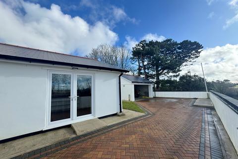 undefined, Truro, TR1