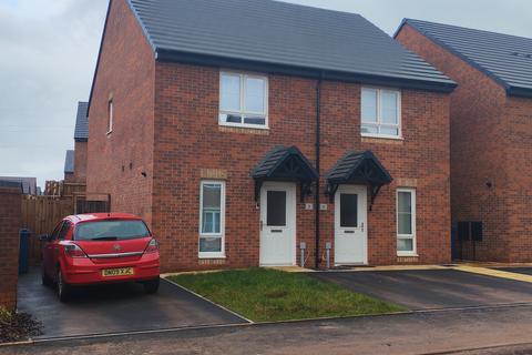 2 bedroom semi-detached house to rent, Walmer Parade, Stafford, ST16