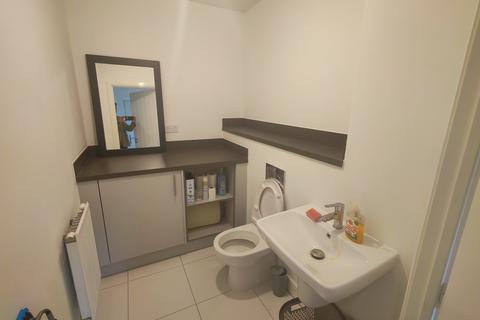 2 bedroom semi-detached house to rent, Walmer Parade, Stafford, ST16