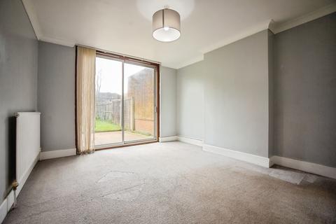4 bedroom semi-detached house for sale, London Road, Maidstone