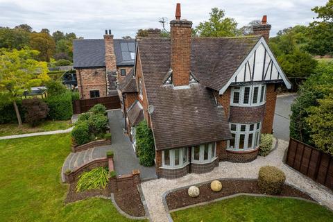 3 bedroom detached house for sale, Measham Road, Ashby-De-La-Zouch
