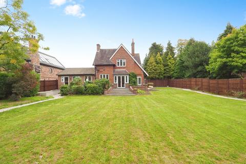 3 bedroom detached house for sale, Measham Road, Ashby-De-La-Zouch