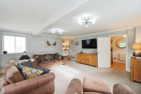 3 bedroom semi-detached house for sale, Aston Hall Drive, Aston-on-Trent, DERBY