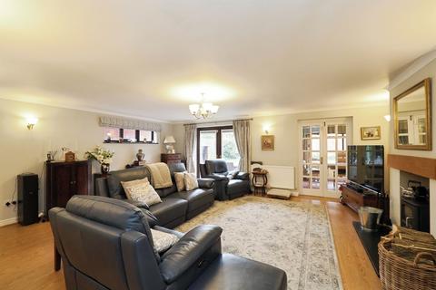 4 bedroom detached house for sale, Acacia Drive, Melbourne, Derby
