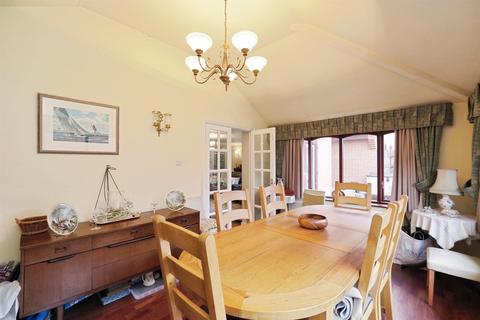 4 bedroom detached house for sale, Acacia Drive, Melbourne, Derby