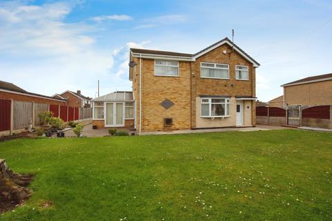 4 bedroom detached house for sale, Sandgate Avenue, Mansfield Woodhouse, Mansfield