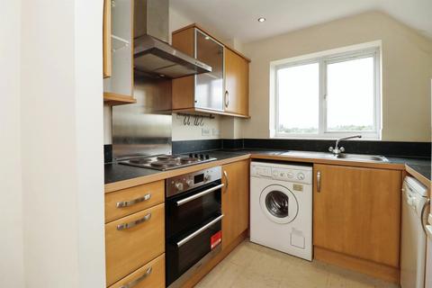 2 bedroom penthouse for sale, Middlebrook Green, Market Harborough
