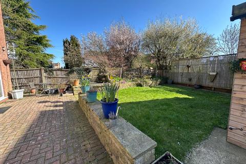 4 bedroom detached house for sale, Alfreton Road, Sutton-In-Ashfield