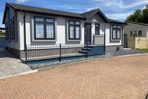 2 bedroom park home for sale, Theddingworth Road, Lubenham, Market Harborough