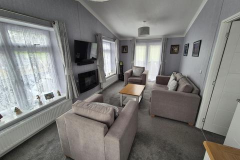 2 bedroom park home for sale, Theddingworth Road, Lubenham, Market Harborough