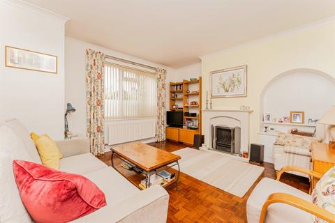 4 bedroom detached house for sale, Leicester Road, Market Harborough