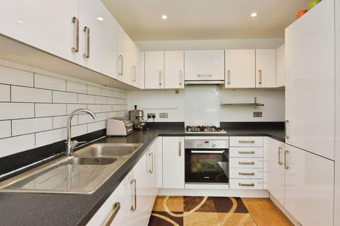 undefined, Robinson Row, Oakgrove, Milton Keynes