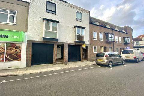 3 bedroom house to rent, Great Southsea Street, Southsea, PO5