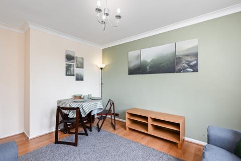 undefined, Beckside Gardens, Melrosegate, York, YO10