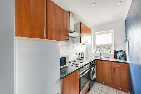 undefined, Beckside Gardens, Melrosegate, York, YO10
