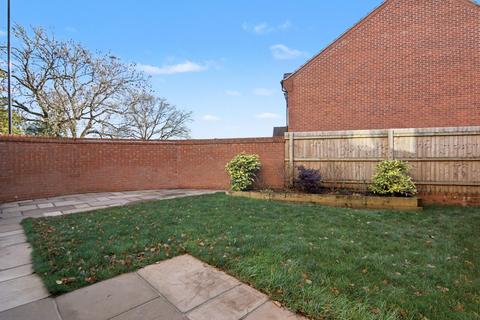 4 bedroom detached house for sale, Sandstone Avenue, Keresley End, CV7