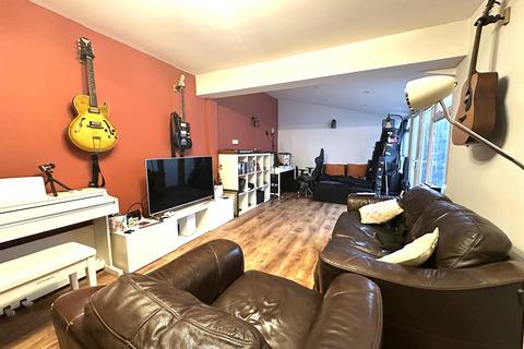 undefined, Parneleys, Milton Keynes Village, Milton Keynes