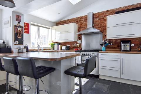 3 bedroom end of terrace house for sale, Meadowcroft Close, Coventry, CV4