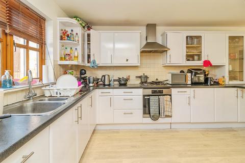 4 bedroom detached house for sale, Goldhawk Road, Monkston Park, Milton Keynes
